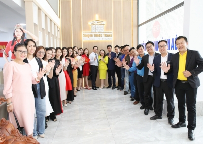 COMPANY TOUR - Tham quan SaigonTimes Travel